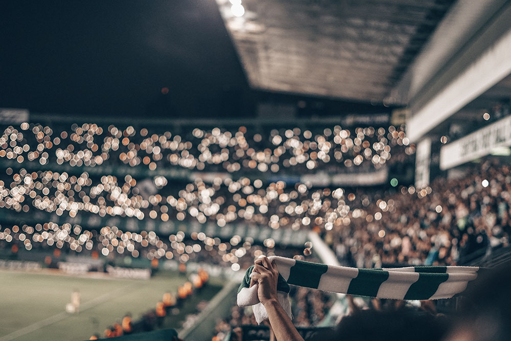 Why do footballers use agents, and why you should use an agent in your next career move?
